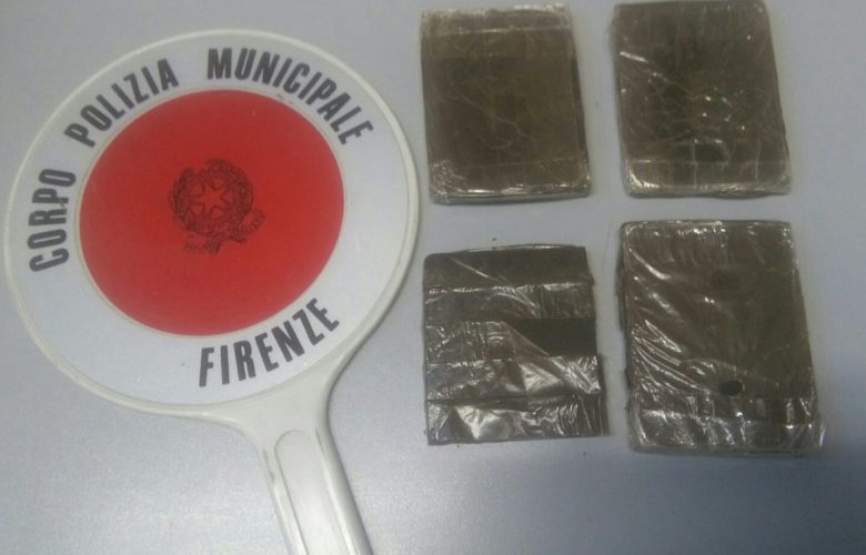 hashish cani antidroga polizia municipale