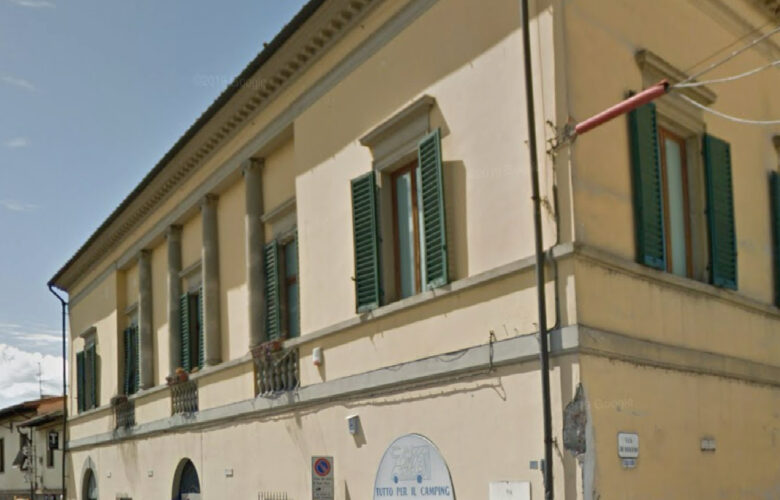 Il Palazzo Lucherini, già Acciaioli (XVI- XIX secolo), particolare.